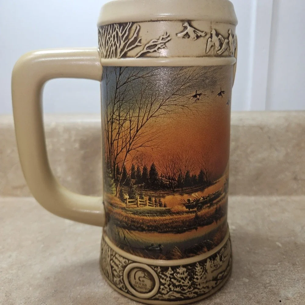 Vintage 1997 Miller Ducks Unlimited Stein Terry Redlin Welcome to Paradise Mug